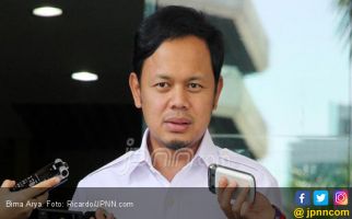 Ricuh, HMI Duduki Paksa Ruang Rapat di Kantor Wali Kota Bogor - JPNN.com