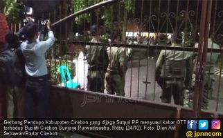 KPK Gelar OTT di Cirebon, Rumah Bupati Dijaga Ketat - JPNN.com