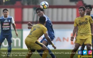 Laga Panas Bhayangkara FC vs Arema FC Tanpa Pemenang - JPNN.com