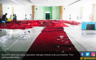 Warga Protes, Ada Pesta Nikah Pakai Organ Tunggal di Masjid - JPNN.com