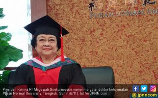 Megawati Raih Lagi Gelar Doktor Kehormatan di Tiongkok - JPNN.com