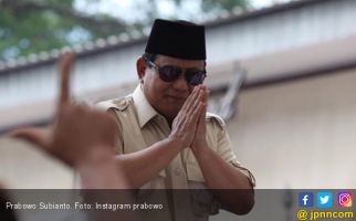 Ribuan Relawan Prabowo Jalan Sehat 2 Kilo - JPNN.com