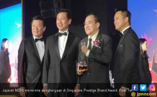 Rayakan Kemenangan Ganda di Singapore Prestige Brand Award - JPNN.com