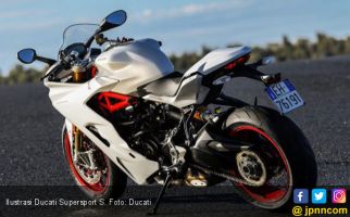Ducati Recall SuperSport S Hanya Karena Spion Bergetar - JPNN.com