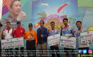 Kemenpora Tutup Grand Final Paragliding TROI 2018 - JPNN.com