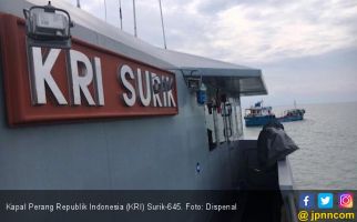 KRI Surik Tangkap Kapal Ilegal di Perairan Tanjung Jabung - JPNN.com