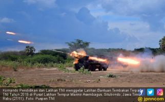 TNI Gelar Latihan Bantuan Tembakan Terpadu di Situbondo - JPNN.com