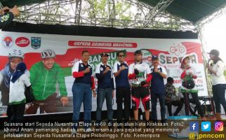 Pegowes Dapat Hadiah Umrah di Sepeda Nusantara Etape 69 - JPNN.com