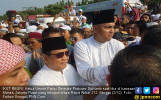 Tiba di Lokasi Reuni 212, Prabowo Langsung ke Tenda Utama - JPNN.com