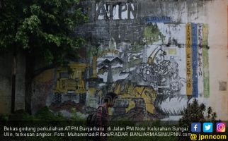 Hantu Cantik Berambut Panjang di Bangunan Bekas Kampus ATPN - JPNN.com