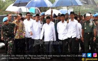 Panda Nababan Berkisah soal Momen sebelum Jokowi Ikut Jumatan di Aksi 212 - JPNN.com