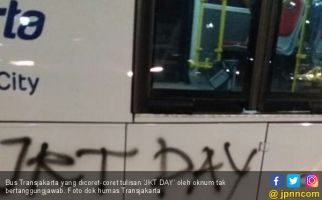 Bus Dicoret-coret 'JKT DAY', Transjakarta Lapor ke Polisi - JPNN.com