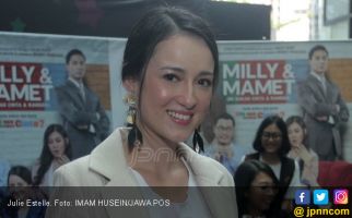 Julie Estelle Digaet Agensi Internasional - JPNN.com