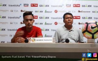 Semen Padang Pertahankan Syafrianto Rusli Sebagai Pelatih - JPNN.com