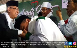 Ikhtiar Kiai Ma'ruf agar Menang Besar di Kampung Halaman - JPNN.com