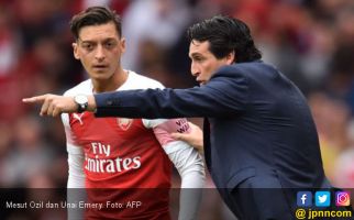 Arsenal Tawarkan Mesut Ozil ke Dua Klub Besar Italia - JPNN.com