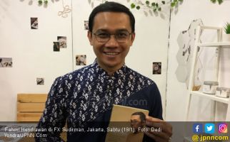 Fahmi Hendrawan Sumbangkan Royalti Bukunya ke Pesantren - JPNN.com