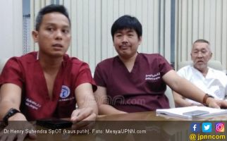 Bedah Cedera Olahraga Cukup3 Sayatan Selubang Kancing - JPNN.com