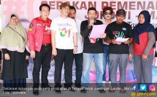 Pedagang Gerobakan di Tangsel Siap Menangkan Jokowi - Ma'ruf - JPNN.com
