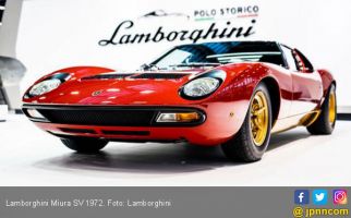 Menikmati Kelahiran Kembali Lamborghini Miura SV 1972 - JPNN.com