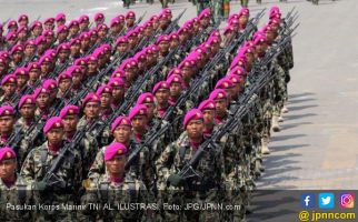 Sriwijaya Air Hilang Kontak: Kapal Perang KRI Teluk Gilimanuk Tiba bawa Pasukan Elite Marinir - JPNN.com