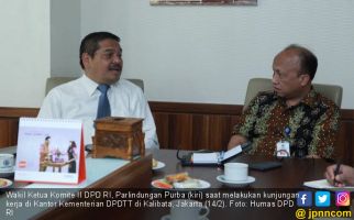 Pembangunan Indonesia Harus Dimulai dari Desa - JPNN.com