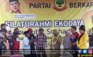 Petani Tembakau Curhat ke Mbak Tutut - JPNN.com