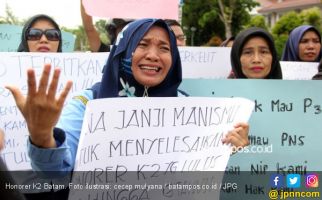 Honorer K2 Hanya Mau NIP PNS! - JPNN.com