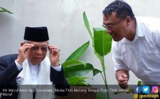 Pepes Sebar Hoaks Azan Bakal Dilarang, Kiai Ma'ruf Sambangi Karawang - JPNN.com