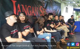 Film Jangan Sendirian Bakal Ramaikan Layar Lebar - JPNN.com