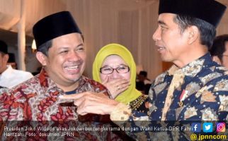 Fahri Hamzah: Meski Presiden Kayak Pahlawan Pemberi Amnesti, tapi kan Capek, Pak - JPNN.com