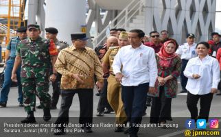 Jokowi Resmikan Tol Bakauheni - Terbanggi Besar di Lampung - JPNN.com
