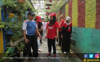 Tutup Solidarity Tour, PSI Kunjungi Kampung Markisa Tangerang - JPNN.com