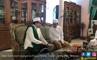 Disambangi Habib Salim, Pimpinan Ponpes Alfattaah Doakan PKS - JPNN.com