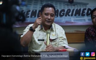 Berita Terbaru Kasus Bupati Tana Toraja Rangkap Jabatan sebagai Plt Kadiskes - JPNN.com