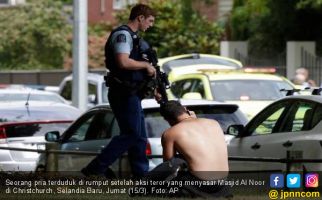Pembantai di Masjid Selandia Baru Beraksi Sambil Live di Facebook - JPNN.com