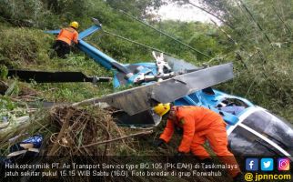Helikopter Jatuh di Tasikmalaya, Bawa 4 Penumpang dan Satu Crew - JPNN.com
