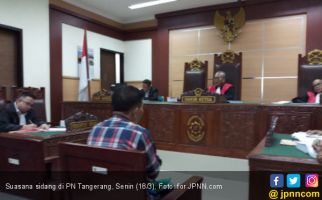 2 Saksi Terdakwa Pencaplokan Aset Pemkab Tangerang Bikin Hakim Kesal - JPNN.com