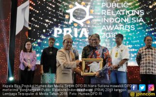 DPD RI Terima Penghargaan Lembaga Terpopuler Di Media Tahun 2018 - JPNN.com