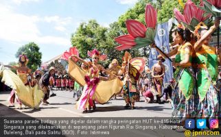 Parade Budaya Meriahkan HUT ke-415 Kota Singaraja - JPNN.com