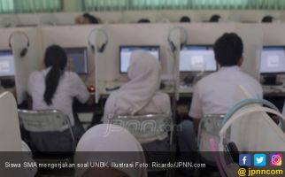Hebat ! Anak Tukang Las Raih Nilai UN Tertinggi dan Lolos Masuk Fakultas Kedokteran - JPNN.com
