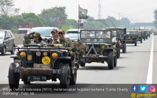 Pencinta Jeep Willys Berbagi Kebahagiaan ke Korban Tsunami Banten - JPNN.com