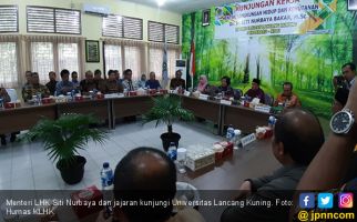 KLHK Ukir Sejarah di Riau, Beri SK Hutan Pendidikan untuk Unilak - JPNN.com