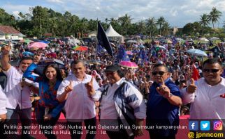 Hari Terakhir Kampanye, Siti Nurbaya Kumandangkan Nama Jokowi di Riau - JPNN.com
