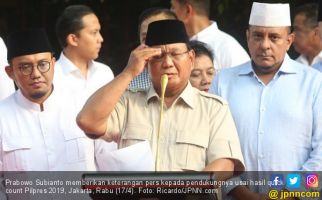 Prabowo Pergi ke Dubai Bersama 4 WNA, Kapan Kembali ke Indonesia? - JPNN.com