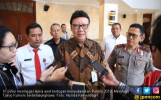 Daftar Nama 10 Polisi Meninggal saat Bertugas di Pemilu 2019, Pak Tjahjo Berbelasungkawa - JPNN.com