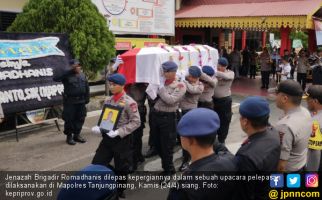 Brigadir Romadhanis Gugur Saat Bertugas Amankan Pemilu 2019 - JPNN.com