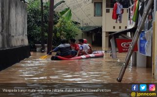Banjir di Mana-mana, Waspada Leptospirosis! - JPNN.com