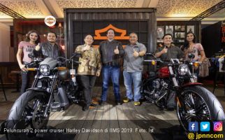 2 Cruiser Harley Davidson Mengaspal di Indonesia, Cek Harganya! - JPNN.com