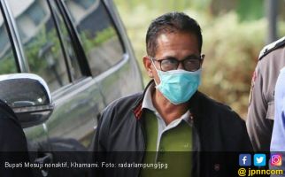 Bupati Nonaktif Mesuji Khamami Dititipkan Jaksa KPK di Rutan Polda Lampung - JPNN.com